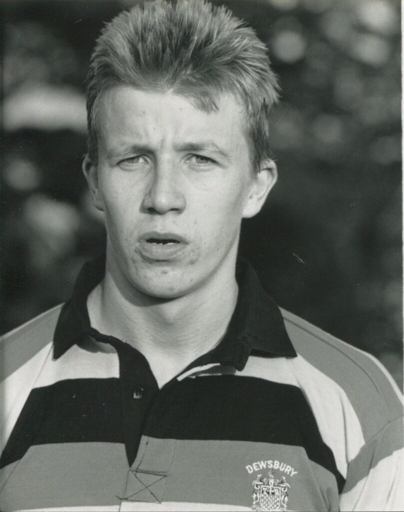Lee Hughes